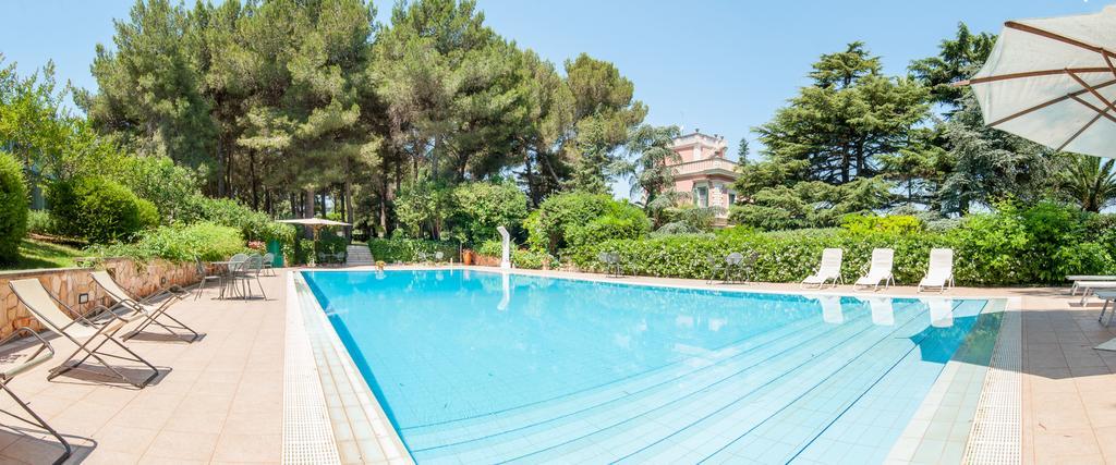 Villa Carenza Monopoli Exterior photo